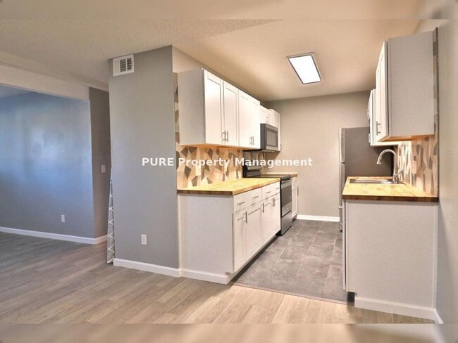 Photo - 16359 W 10th Ave