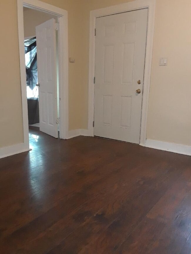 Photo - 1660 1/2 Murchison St Unit 1660 HALF