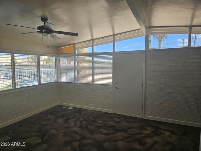 Photo - 2108 E Fairmount Ave