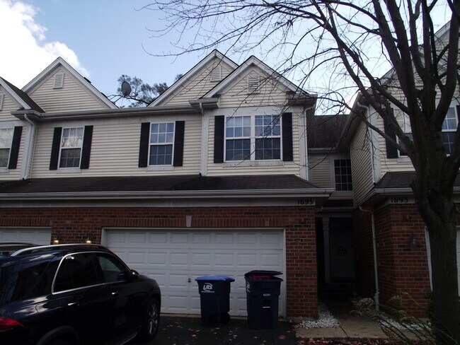 Photo - 1695 Buckingham Dr Townhome