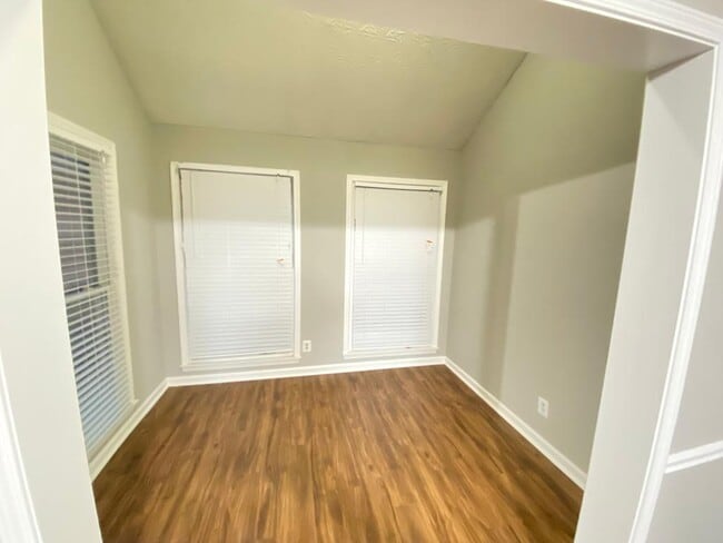 Photo - 1533 Planters Ridge Ln