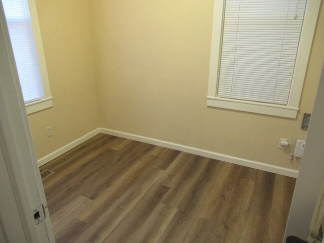 Photo - 615 E St Vrain St