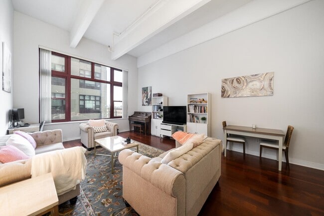 Building Photo - 1500 Washington St Unit 6S