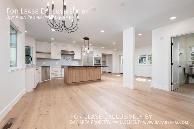 Photo - 1351 Arroyo Ave