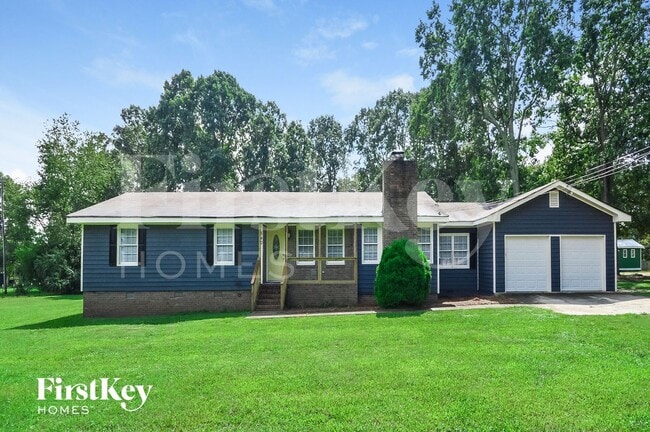 Building Photo - 540 Richards Chapel Rd