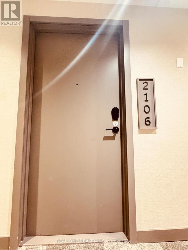 Photo - 634 Church St Unité 2106