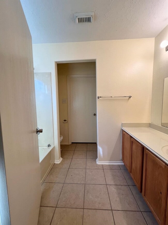 Photo - 1522 Glasholm Dr