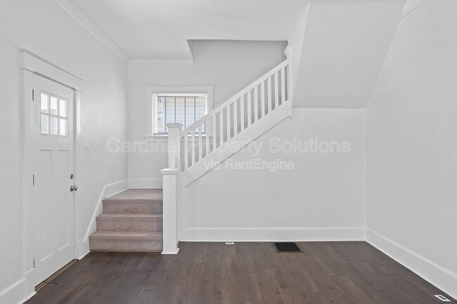Photo - 5622 Prentice St