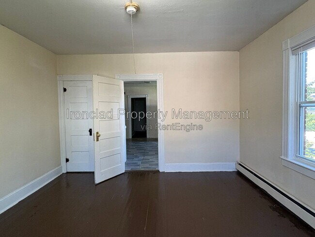 242 Washington St Unidad 242 2n