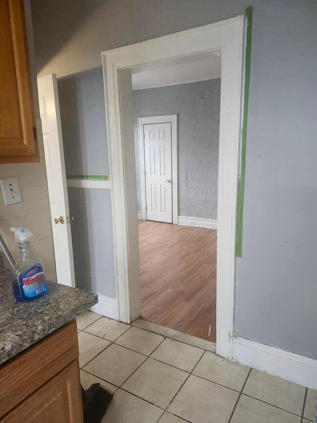 Photo - 32 Leo Pl Unit 3rd Floor