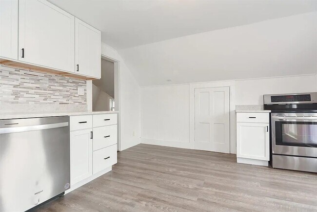 22 North St Unit 3