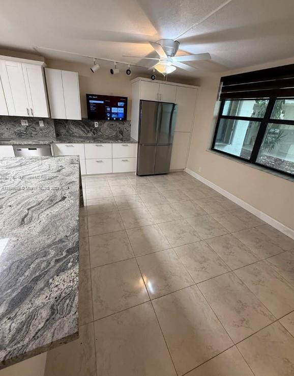 Photo - 20381 NE 30th Ave Unidad 118-7