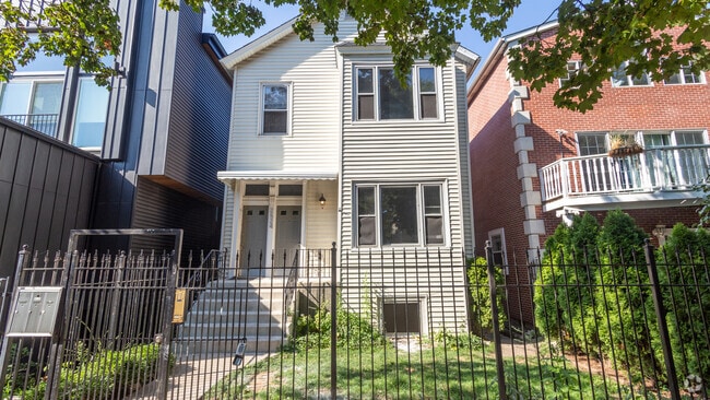 Building Photo - 2524 W Palmer St Unit 1R Rental