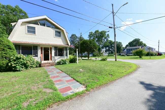 Photo - 22 Ash St