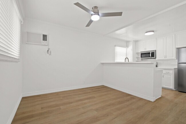 Photo - 937 6th St in Santa Monica - North of Wils...