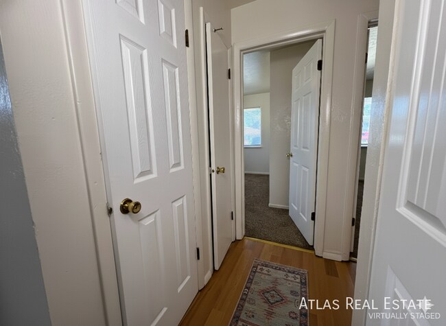 Photo - 4340 Ericson Dr Unit 2