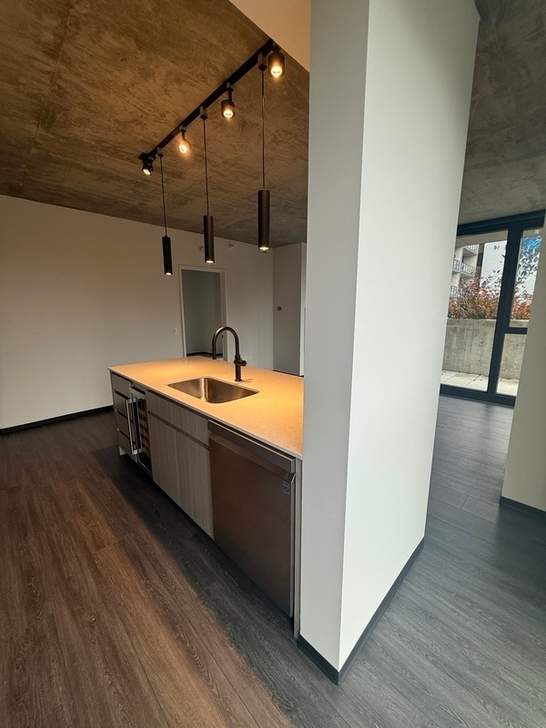 Photo - 1319 W Lake Unit 414