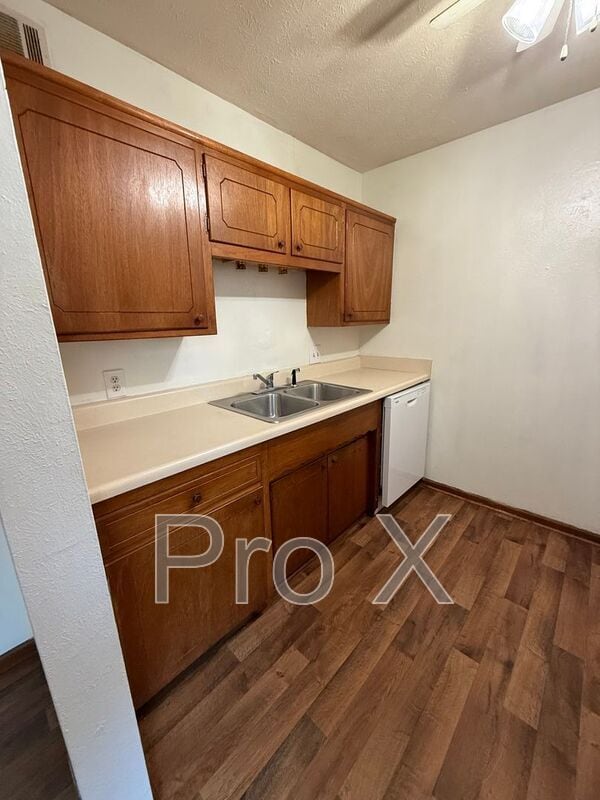 Photo - 1807 Grand Unit Apt 3