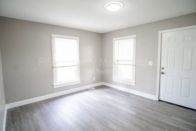 Photo - 5804 Old Rutledge Pike