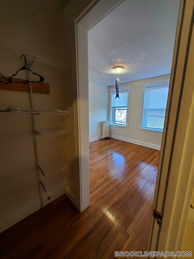 Photo - 352 Riverway Apartment Unit 20