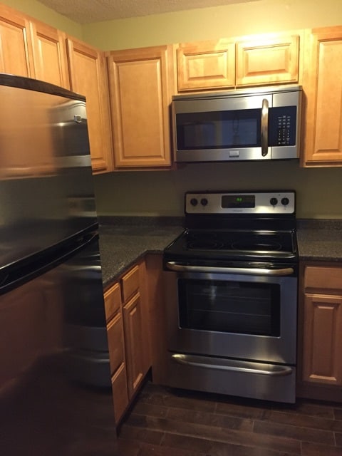 Photo - 862 Wood Ave Unit 8