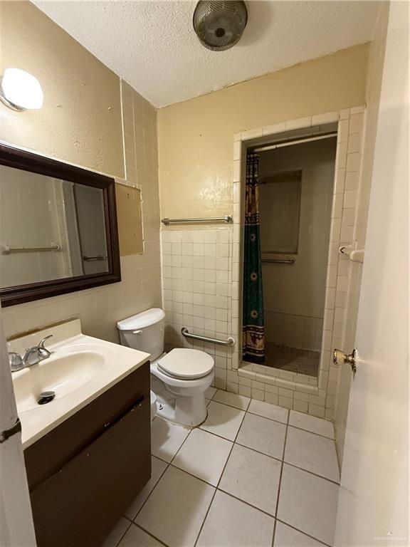 Photo - 11 Katrina Ave