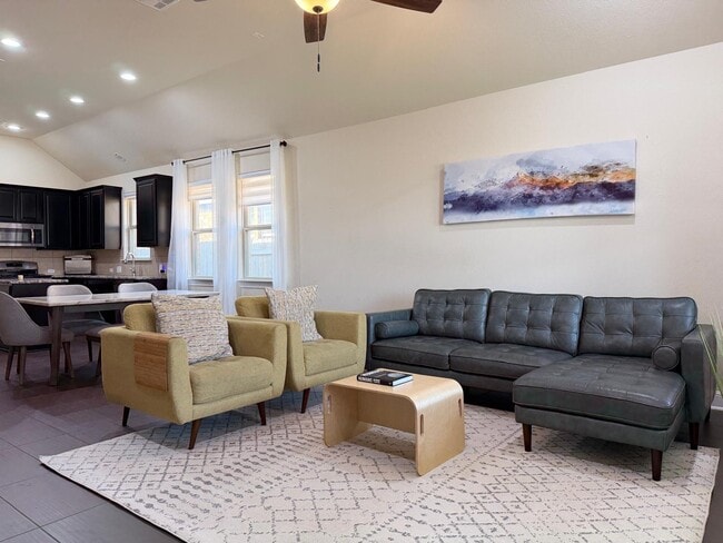 Photo - 2432 Granite Hill Dr