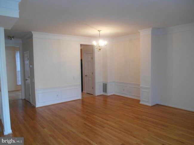 Photo - 6359 Battlement Way