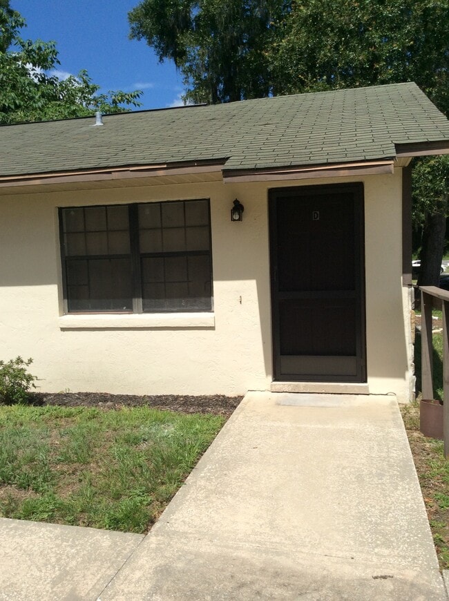 4520 SW 37th Ln Unit D