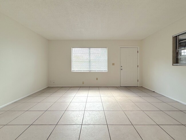 Photo - 3/2 Home in College Park