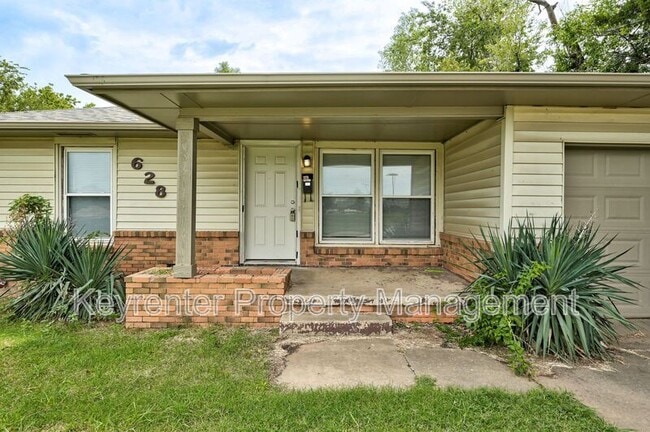 Photo - 628 E Hill St