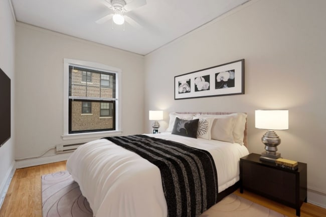 Photo - 1131 Oak Ave