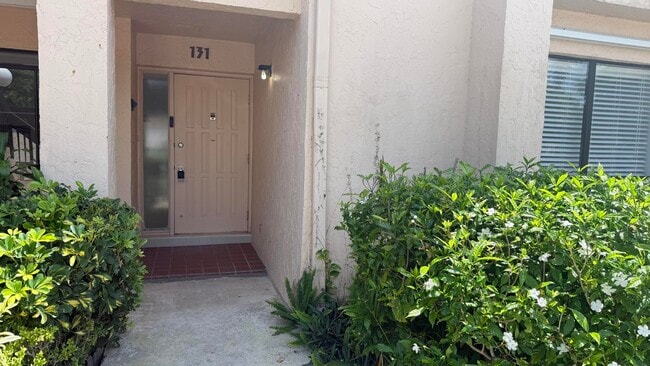 Building Photo - 2289 SW 15th St Unit 131