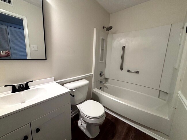 Photo - 1003 Madiera Ct