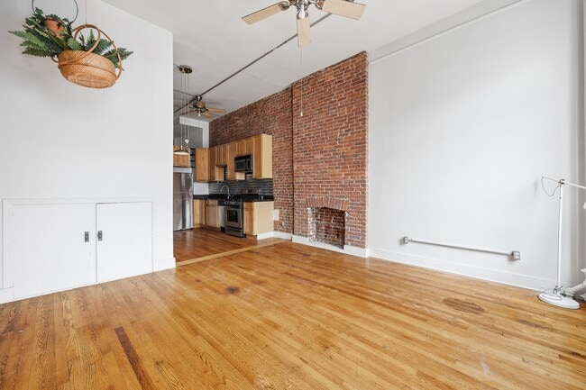 Photo - 332 East 116th street