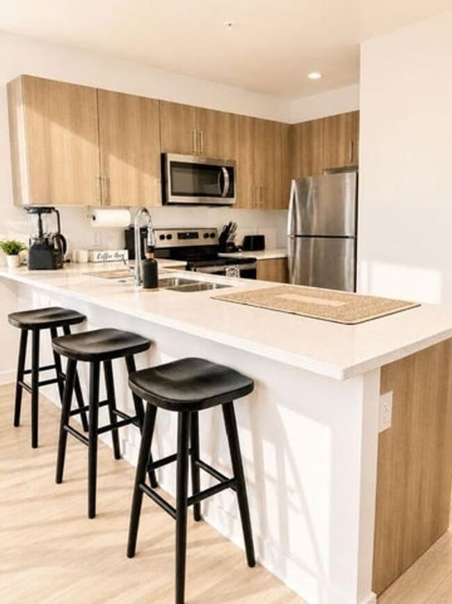 Photo - 170 NE 158th St