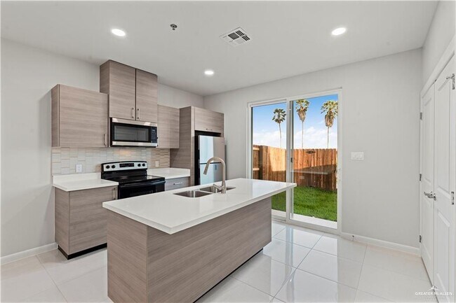 Photo - 21 Vanessa Ln