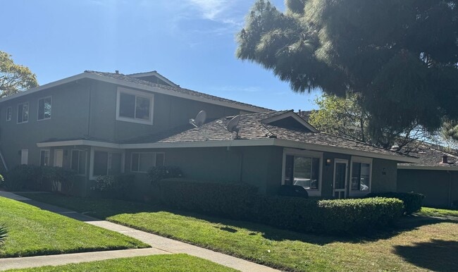 Photo - 2 Bedroom, 1 Bath in desirable neighborhood, Capitola Unit 2