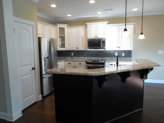 Photo - 812 Herrington Dr