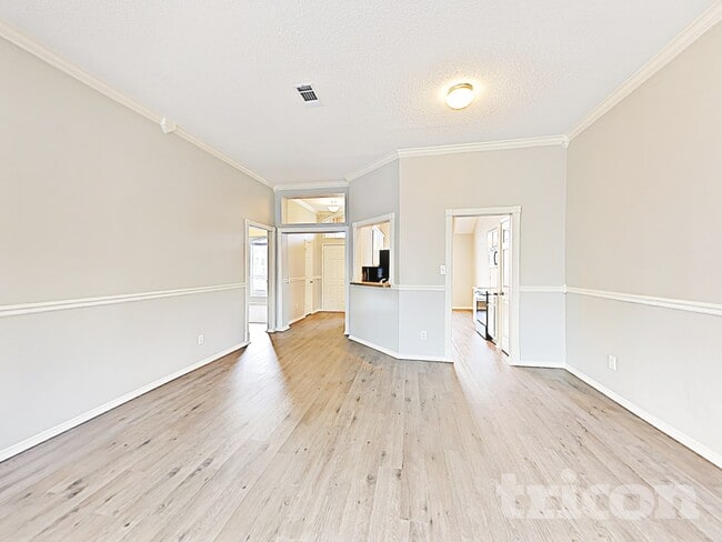 Photo - 229 Willow Creek Dr