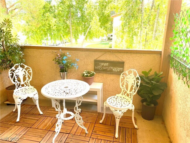 Photo - 1515 E Reno Ave Unidad C206