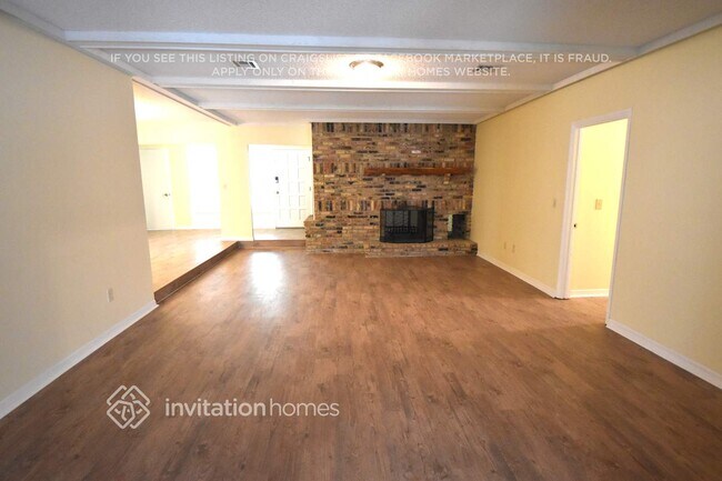 Photo - 322 W Hornbeam Dr