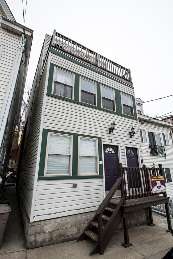 Photo - 2516 Josephine St,