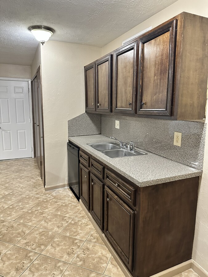 Photo - Dartwood Dr