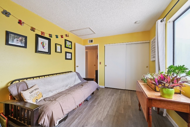 Photo - 18103 E Kentucky Ave Unidad 203