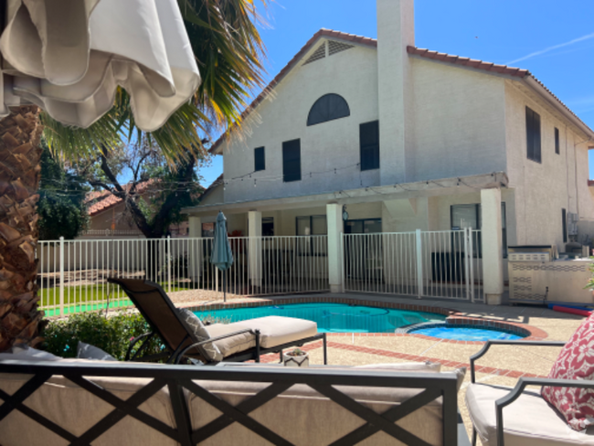 Building Photo - 7402 W Kerry Way Rental