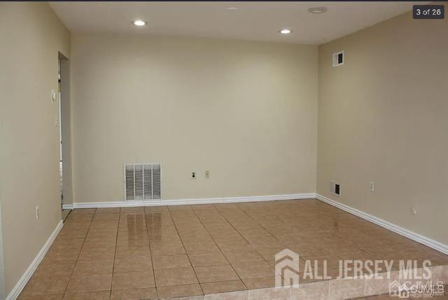 Photo - 1363 Thomas Ave