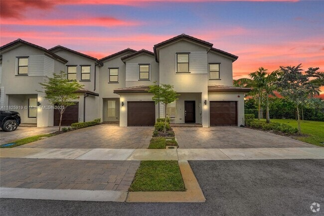 Building Photo - 242 SW 159th Ln Rental