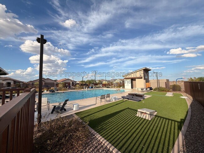 Photo - 14955 W Hackamore Dr