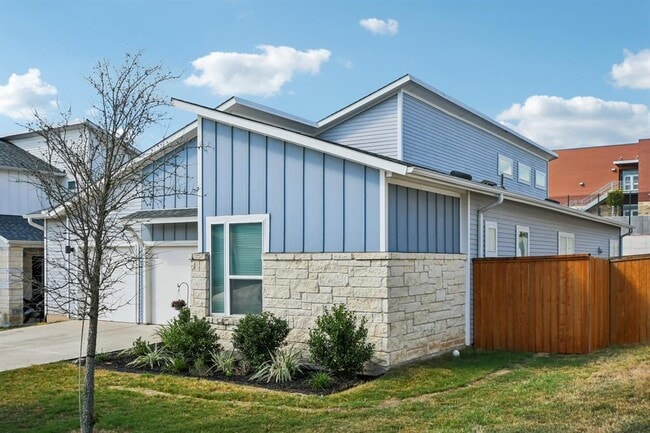 Photo - 11212 Charger Wy